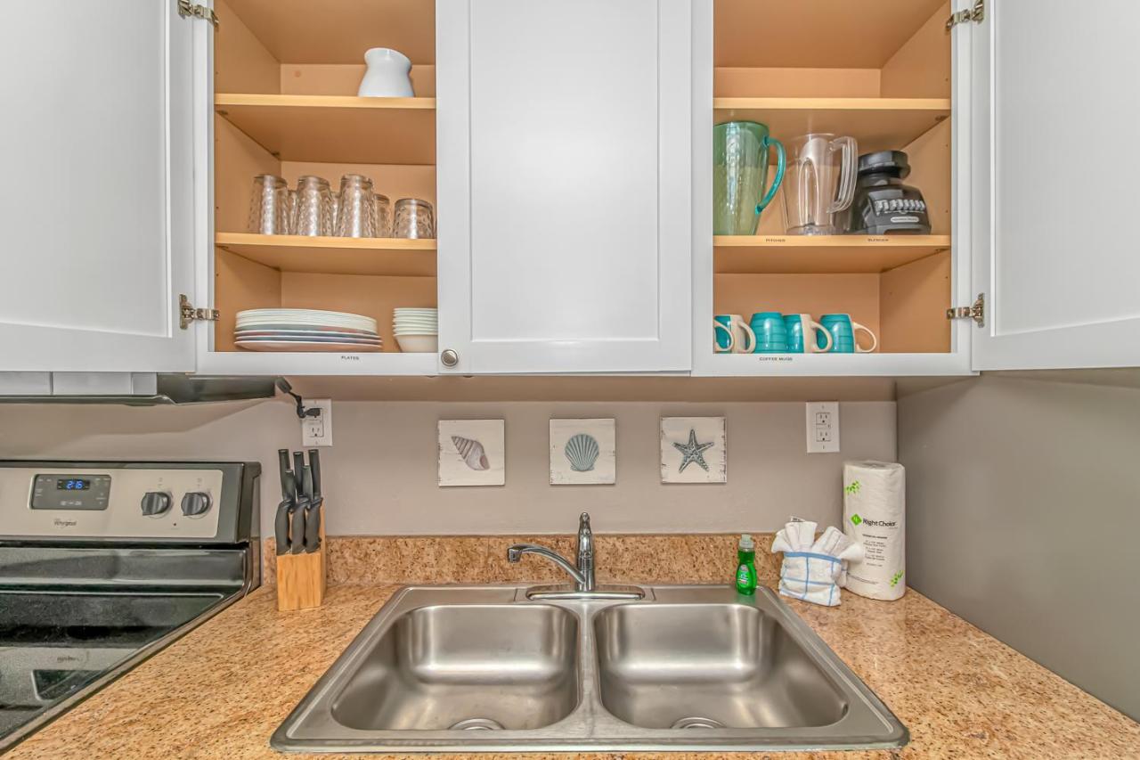Oceanfront 1 Bedroom Suite With Beautiful Decor And Accents Caravelle Resort 1039 Sleeps 6 Guests Myrtle Beach Exterior foto